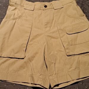 Eddie Bauer tan shorts dize 6